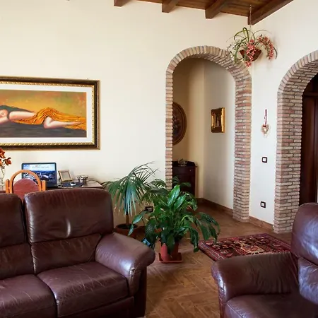 Alojamento de Acomodação e Pequeno-almoço Baciato Dal Sole