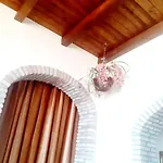 Baciato Dal Sole Bed & Breakfast *