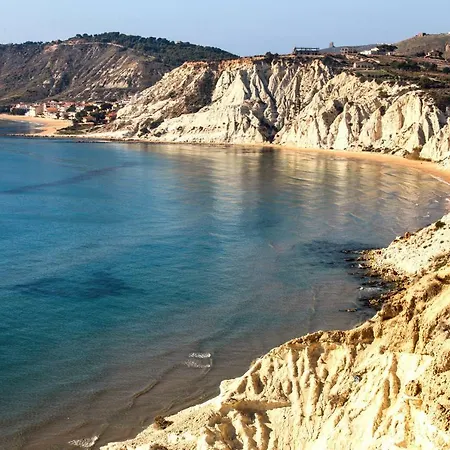 Baciato Dal Sole Bed and Breakfast *