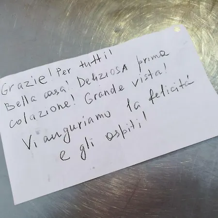 Baciato Dal Sole Bed and Breakfast